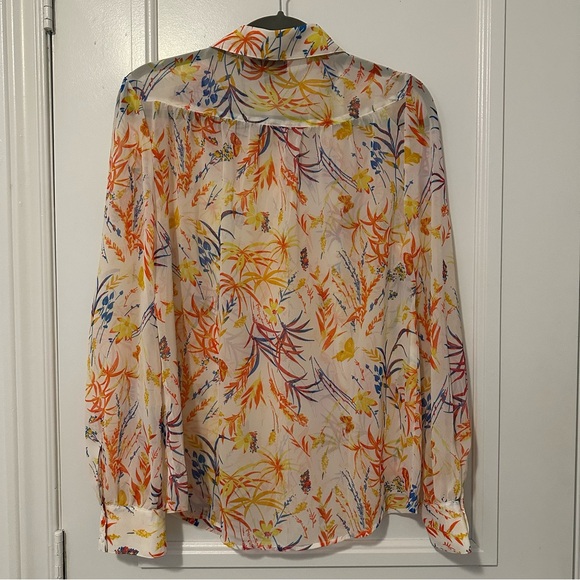 Be Buzzworthy Button-Up Blouse Top - Picture 3 of 6